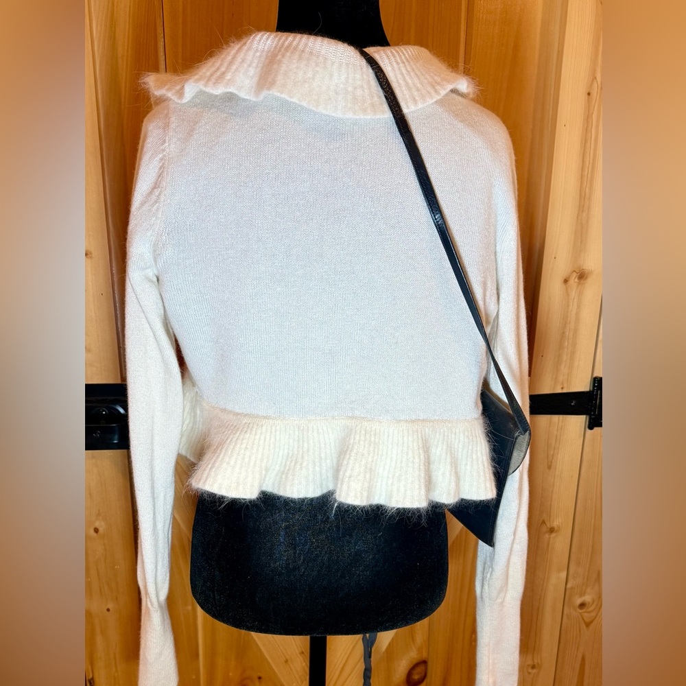 White House Black Market Elegant White Ruffled Women's Sweater, size Medium - Picture 4 of 12
